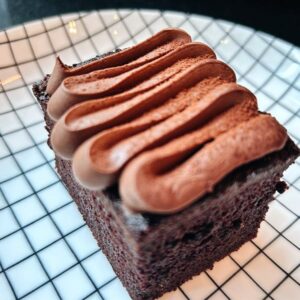 Chocolate Cake (Delivery Only BKK / CM)